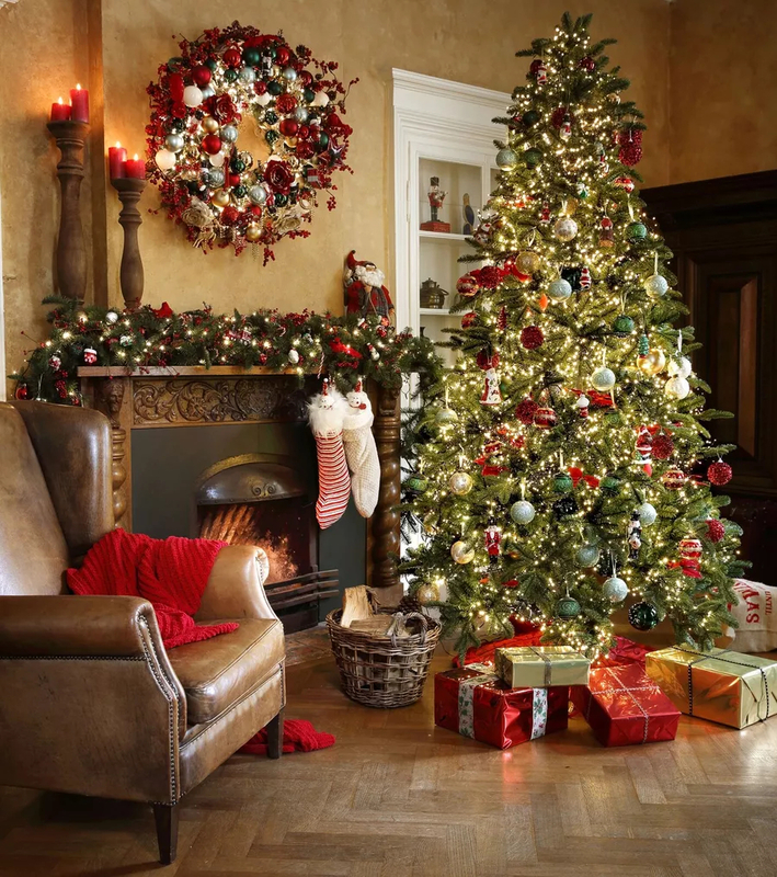 Dlaczego warto kupić choinkę z wbudowanym oświetleniem?